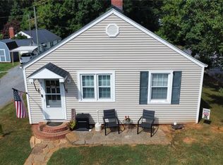 311 Elk Spur St, Elkin, NC 28621