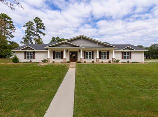 102 Wilkes Dr, Longview, TX 75605