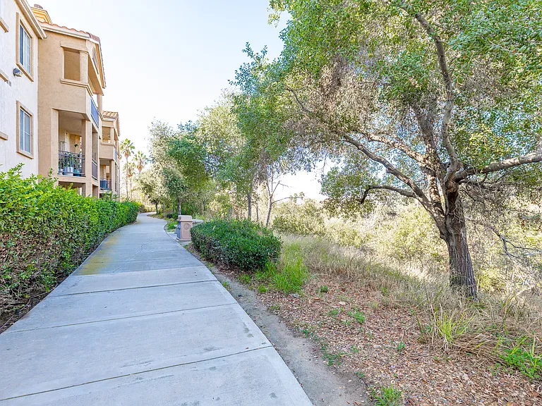 510 Camino De La Reina #332 — Photo 4