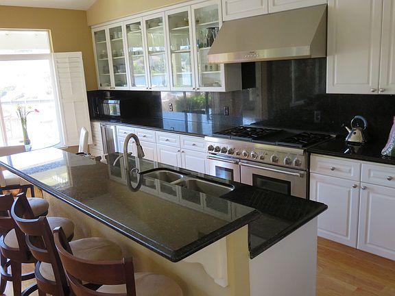 3rd image of 4161 Pinehurst Cir