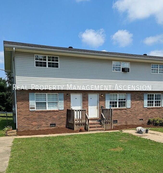 1st image of 49 Clara Dr