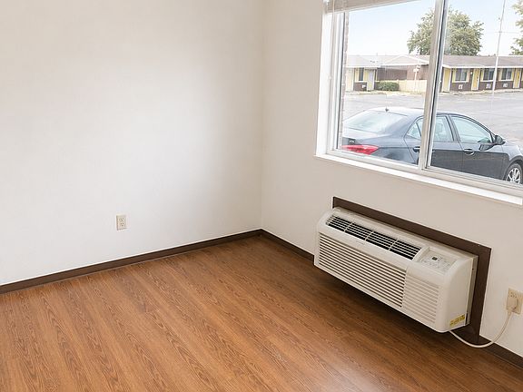 4th image of 4750 8th St S #26