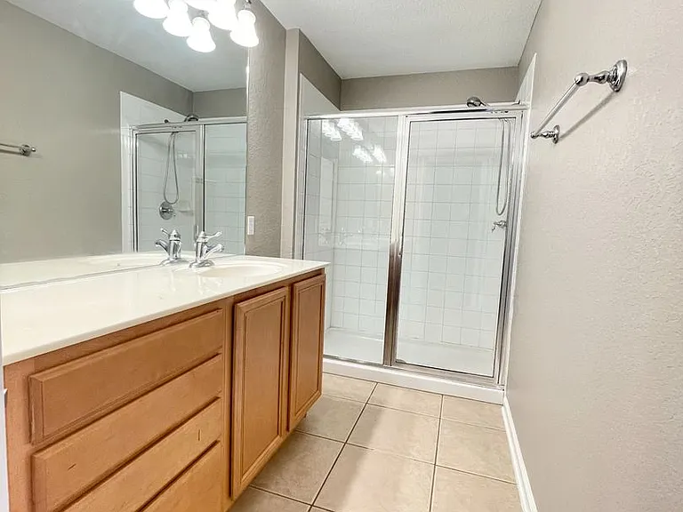 7727 Fairgrove Ave — Photo 14