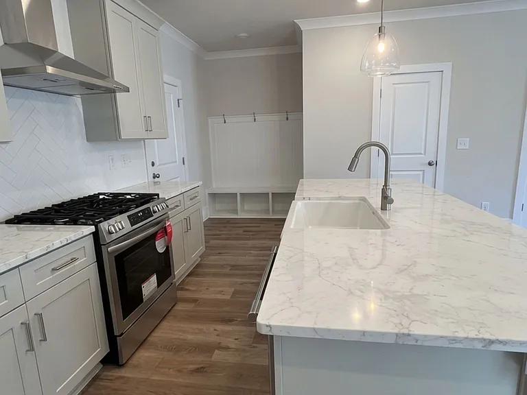 4638 Dogwood Pl — Photo 6