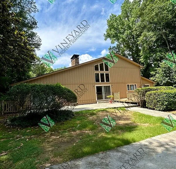 115 Nesbit Ferry Pl — Photo 32