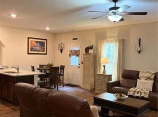 101 Al Jennah Blvd, Locust Grove, GA 30248