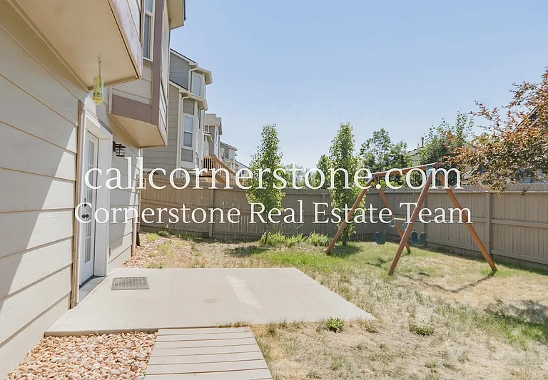 4735 Malcom Ct — Photo 29