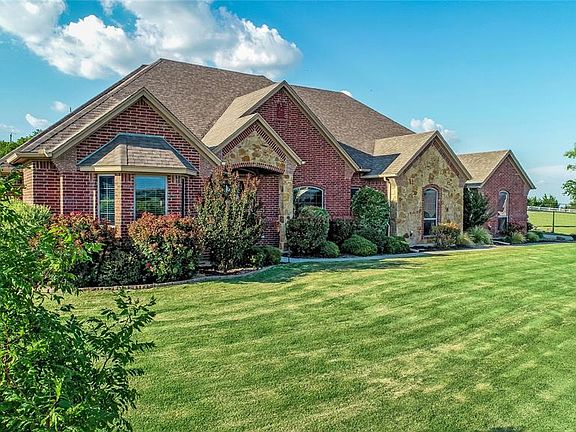 4th image of 103 Rockhouse Dr