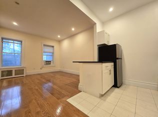 111 E 26th St #B86, New York, NY 10010