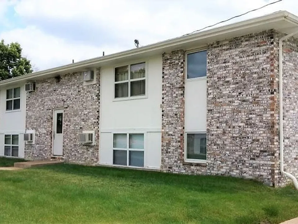 1 bed, 1 bath - $725/month