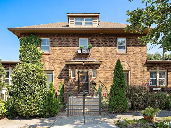 540 Highridge Ave, Cliffside Park, NJ 07010