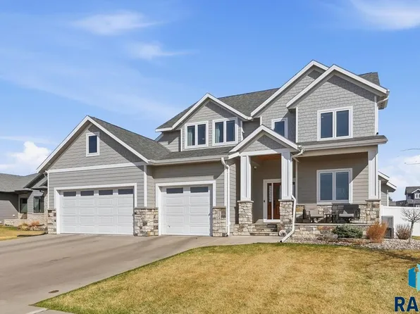 2504 W 95th St, Sioux Falls, SD 57108