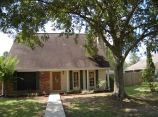 101 Gussie Dr, Lafayette, LA 70508