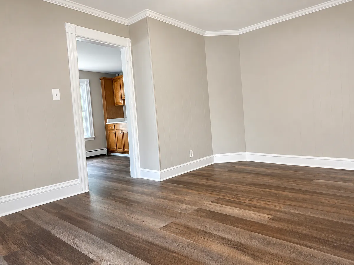 Separate family room offers extra living space, ideal for TV room, playroom, office, or guest area. - 78 Orchard Rd