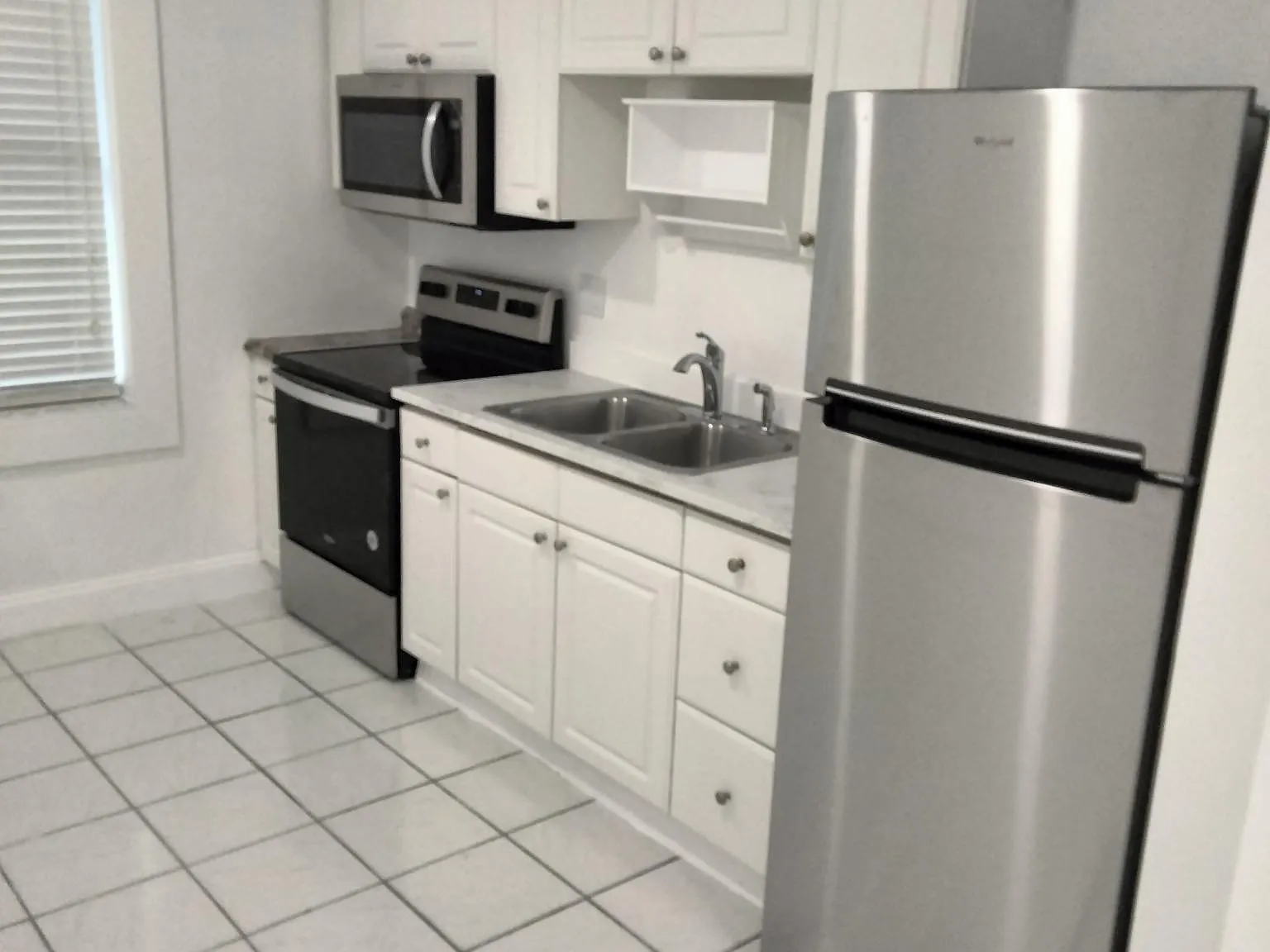 Studio, 500 sqft, $1,700 — Photo 3