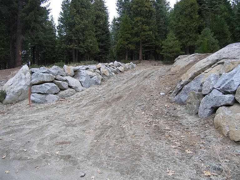 1st image of 43363 Garnet Ln