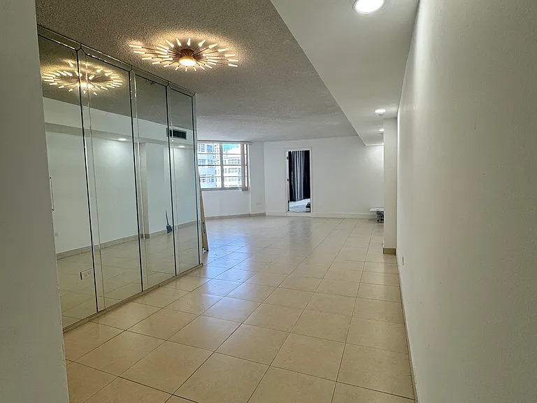 999 Brickell Bay Dr #1805 — Photo 28