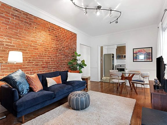 4th image of 69 Tiemann Pl APT 29