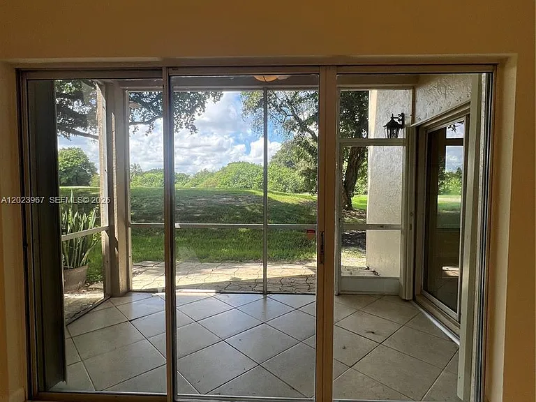 16373 Malibu Dr #51 — Photo 35