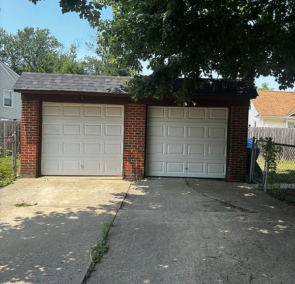 3614 Warren Rd — Photo 5