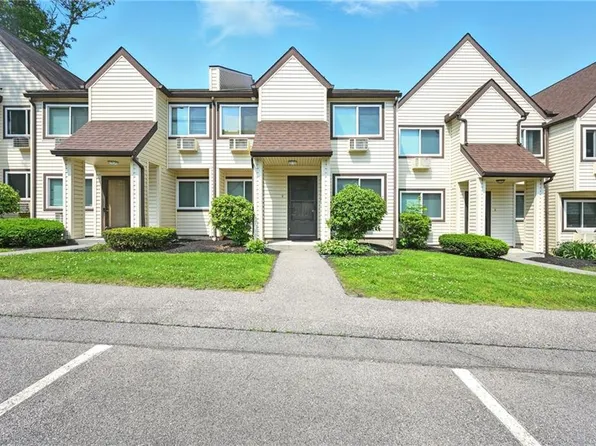 223 High St APT H, Westerly, RI 02891