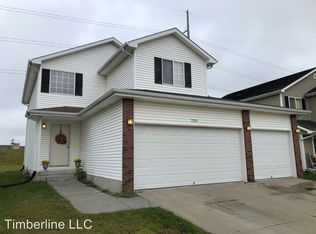 7251 Whitewater Ln, Lincoln, NE 68521