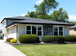 9312 Meade Ave, Oak Lawn, IL 60453