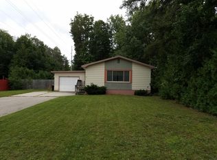 122 Colorado Rd, Alpena, MI 49707