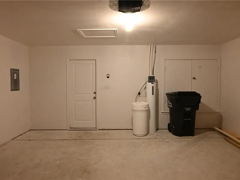 124 Gray Wolf Dr — Photo 37