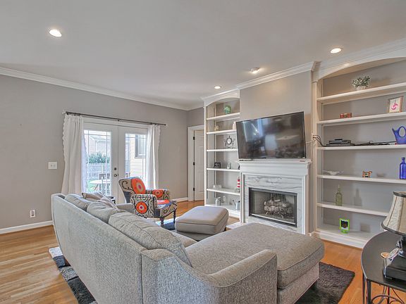 2nd image of 1108 Glenbrook Dr