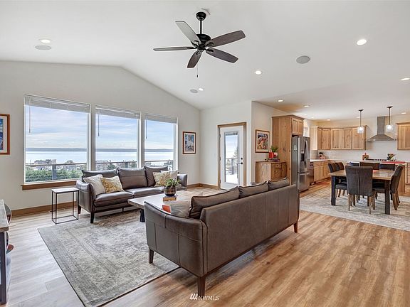 Open concept living on the main floor with the view as the main attraction!