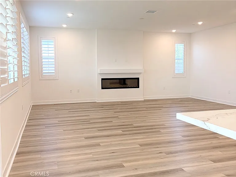 26756 Bermudez St — Photo 15