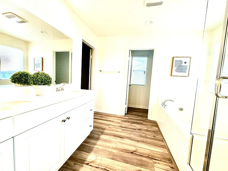 7593 Kuvera Bend St — Photo 7