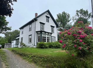 614 River Rd, Bucksport, ME 04416