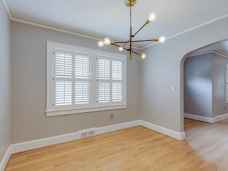 115 Cureton St — Photo 9
