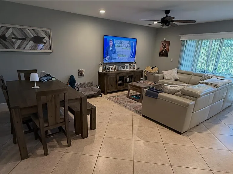 1515 Arezzo Cir — Photo 9