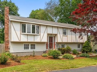 5 Old Colony Dr, Wakefield, MA 01880