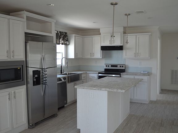 4th image of 122 Life Blvd