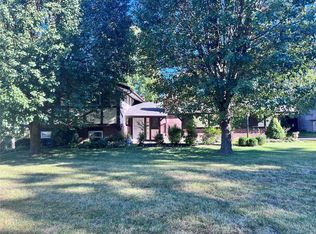 11727 Lindemere Dr, Saint Louis, MO