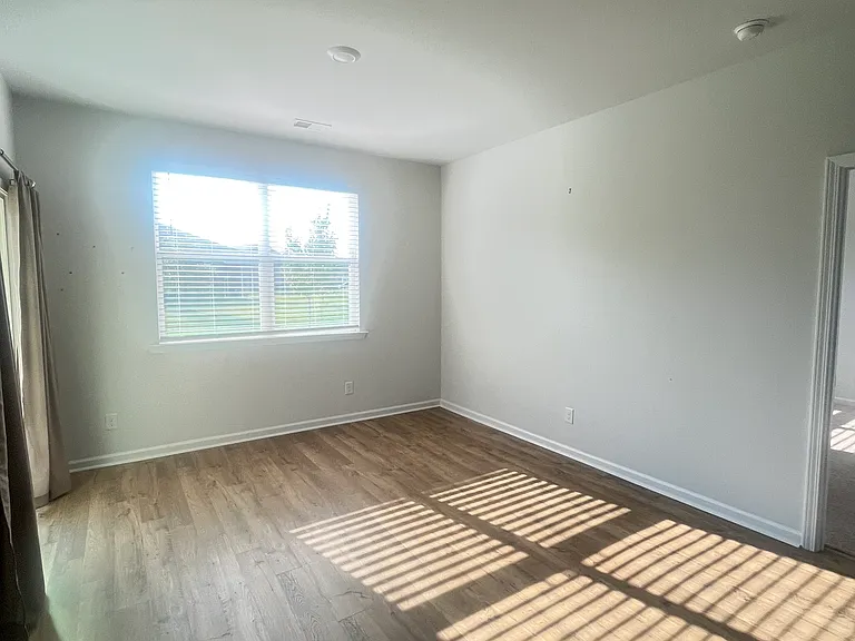 105 Coopers Rise — Photo 11