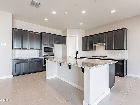 3rd image of 20234 W CATALINA Drive