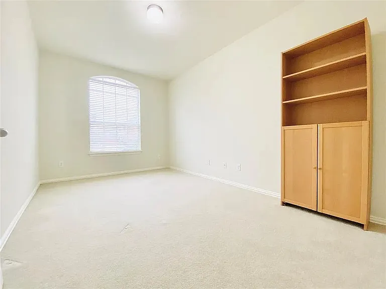 3416 Woodheights Ct — Photo 16