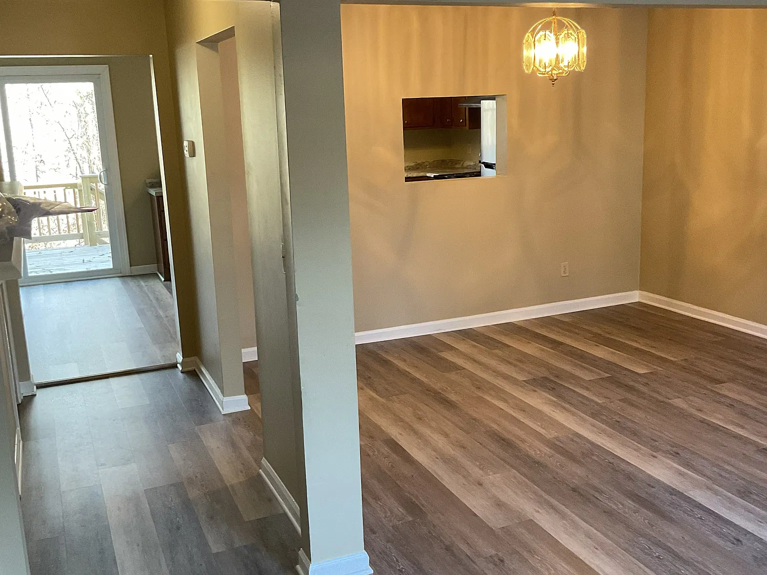11090 Watson Dr — Photo 2