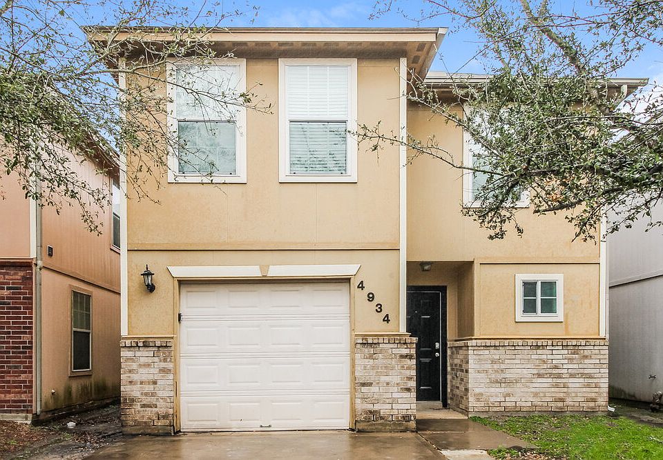 1st image of 4934 S Cancun Dr