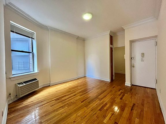2nd image of 333 E 84th St APT 3F