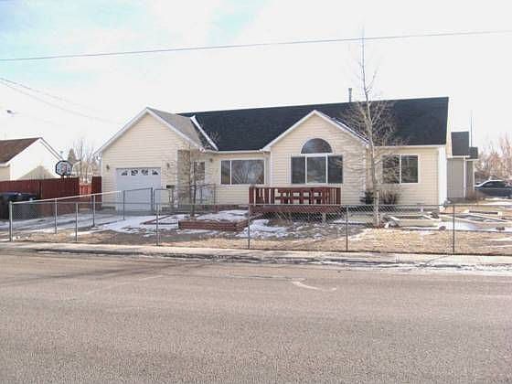 2nd image of 1319 W Leisher Rd