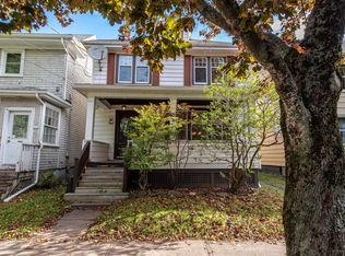 1951 Vernon St, Halifax, NS B3H 3N8