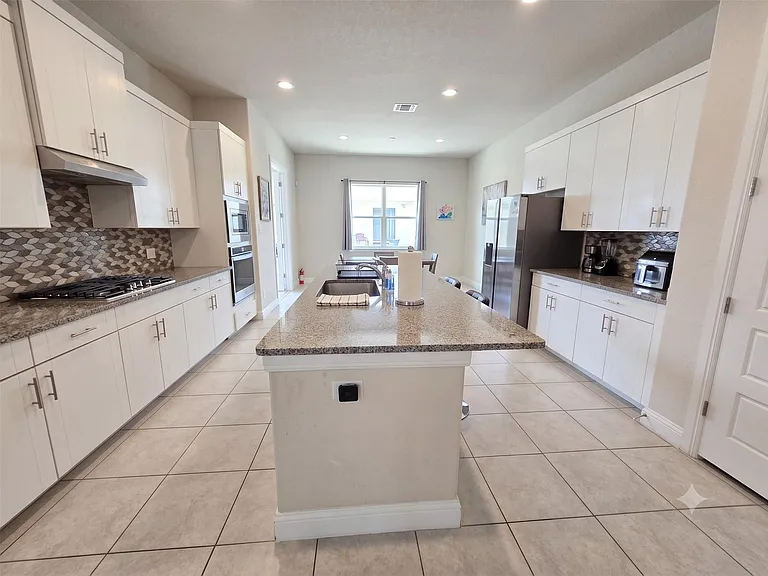 5612 Fresno Ave — Photo 7