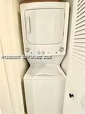218 SE 14th St #2004 — Photo 15