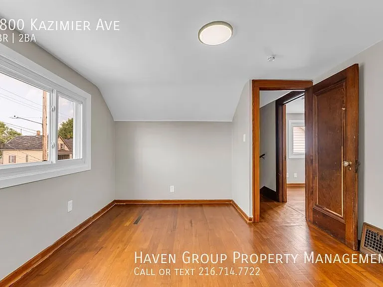 6800 Kazimier Ave — Photo 17